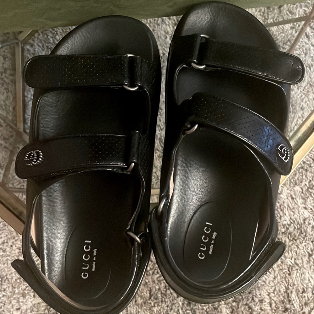 Gucci sandals